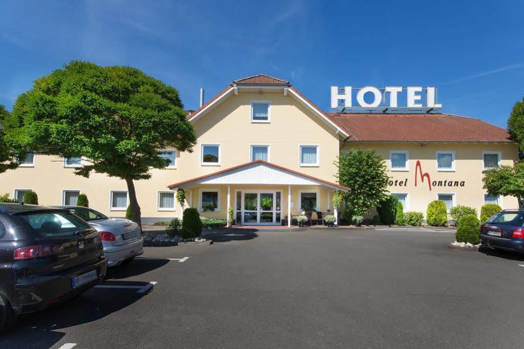Hotel Montana Diemelstadt Exteriör bild